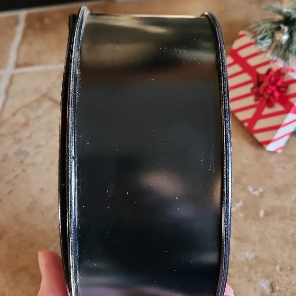 Marc by Marc Jacobs black hard shell eyeglass/sunglasses holder - Picture 5 of 11